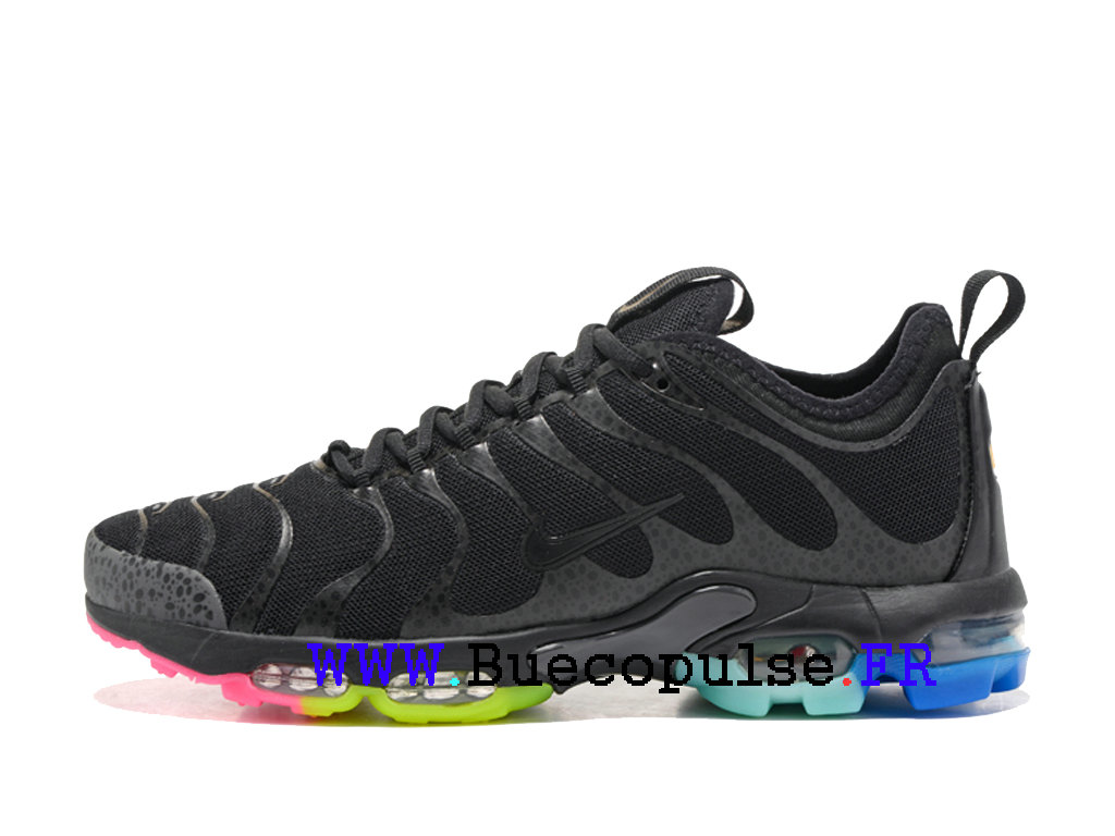 basket nike rose et noir femme