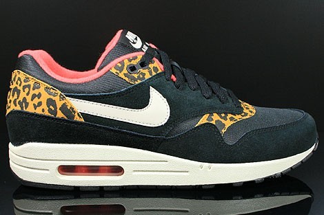 basket nike leopard femme