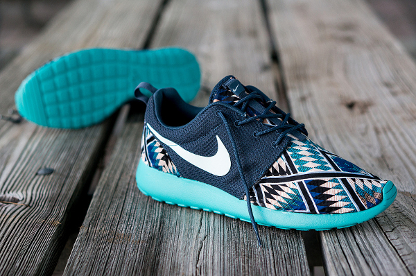 nike roshe run femme motif